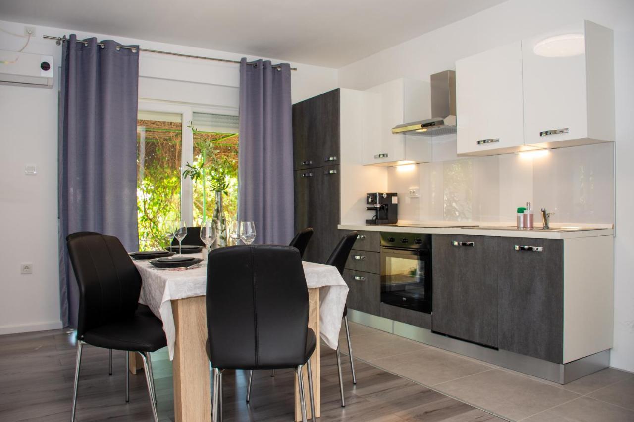 Apartment 7 Novi Vinodolski Buitenkant foto